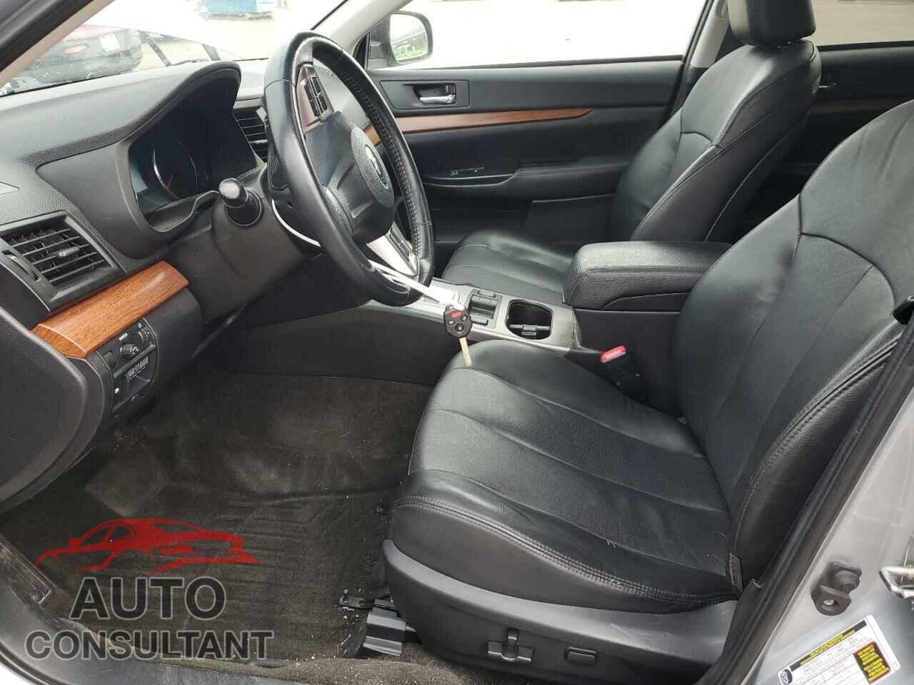 SUBARU OUTBACK 2014 - 4S4BRBLC2E3216885