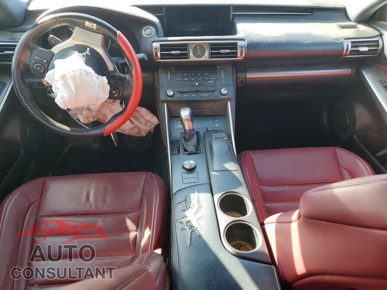 LEXUS IS 2015 - JTHBF1D29F5060166
