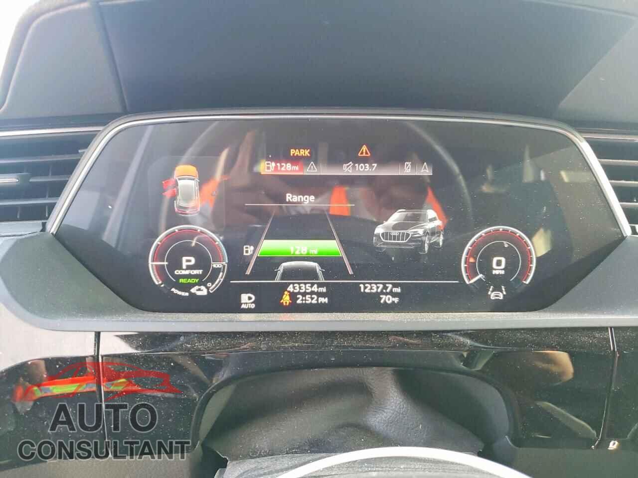 AUDI E-TRON 2022 - WA1AAAGE3NB013985
