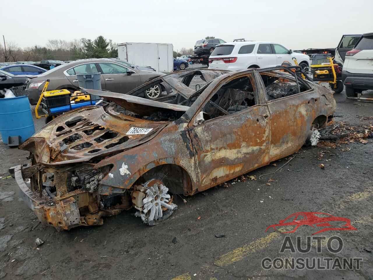 TOYOTA CAMRY 2016 - 4T1BF1FK8GU589500
