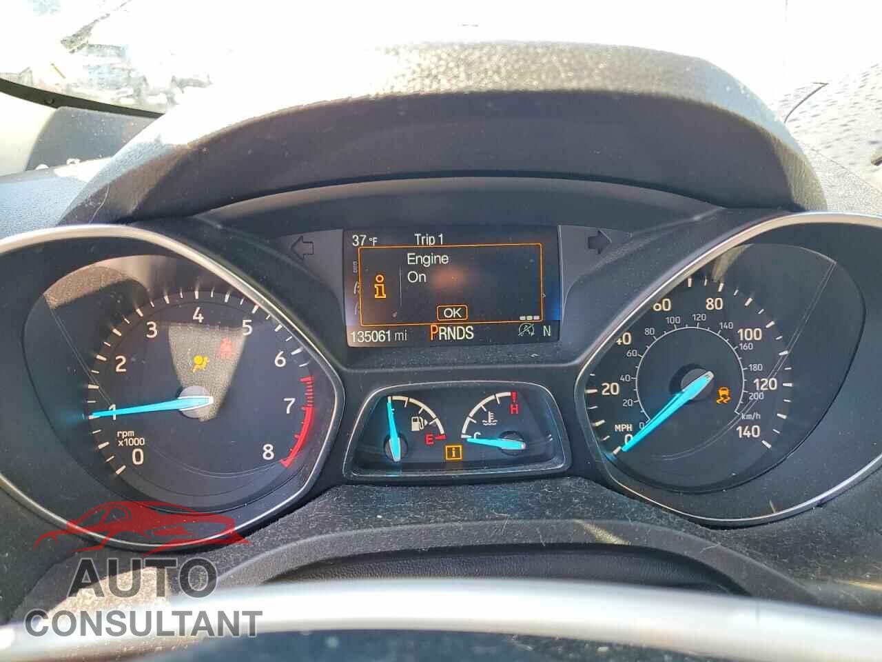 FORD ESCAPE 2017 - 1FMCU0JD3HUE14666