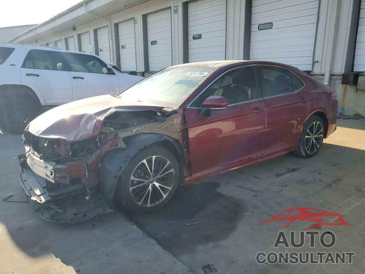 TOYOTA CAMRY 2018 - 4T1B11HK7JU614583