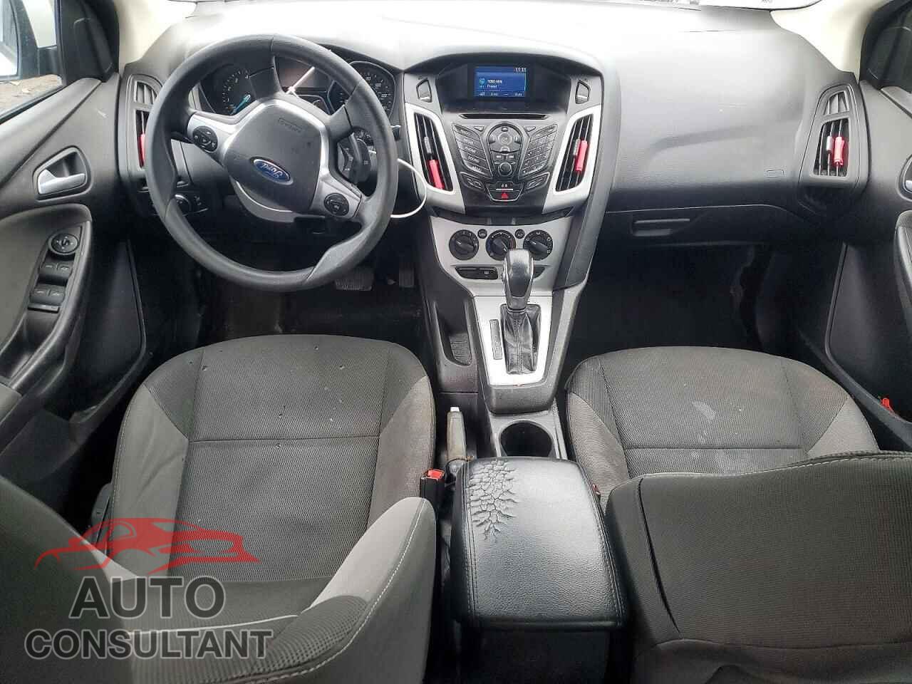 FORD FOCUS 2014 - 1FADP3F22EL268129