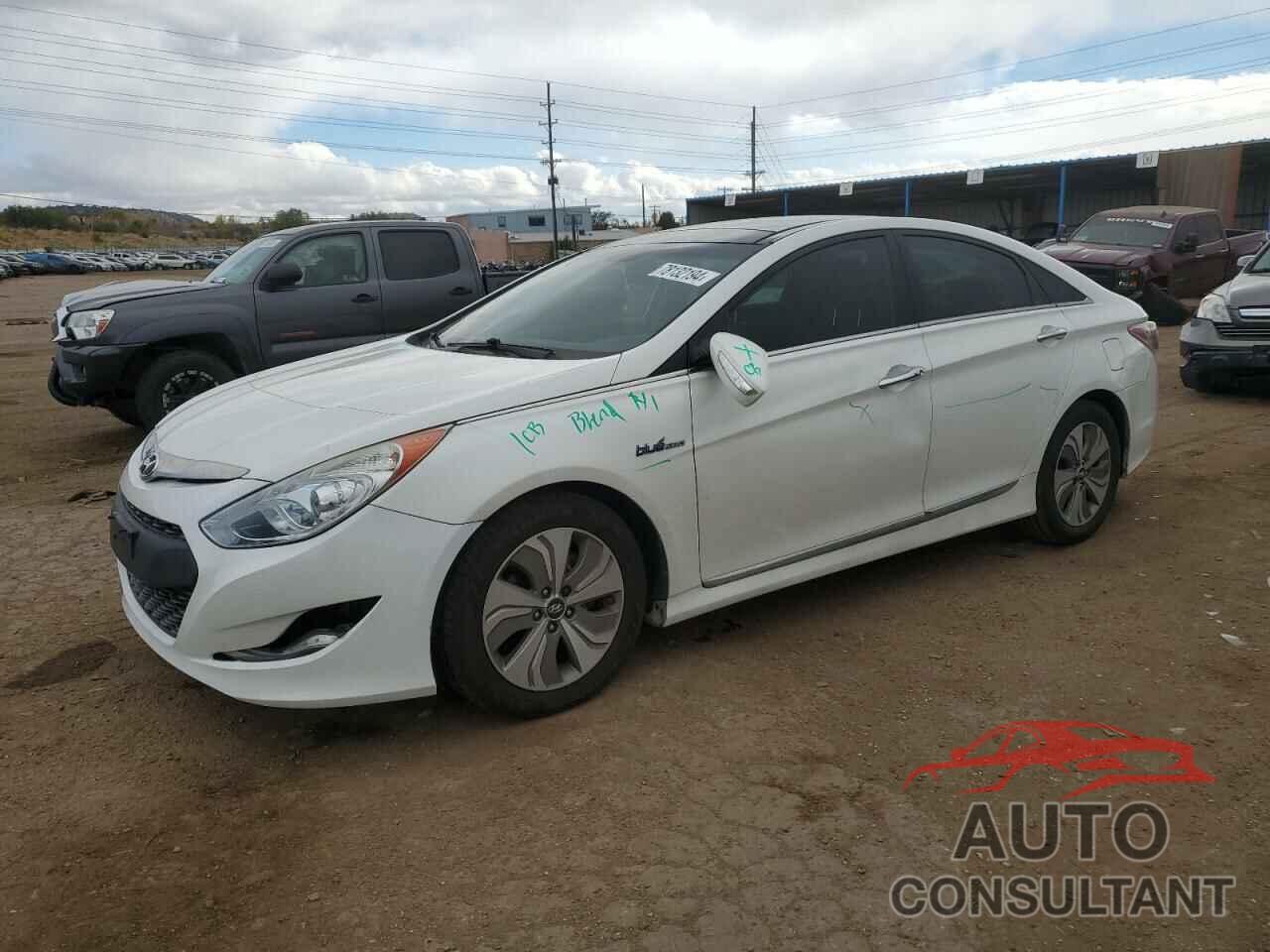 HYUNDAI SONATA 2013 - KMHEC4A46DA074833