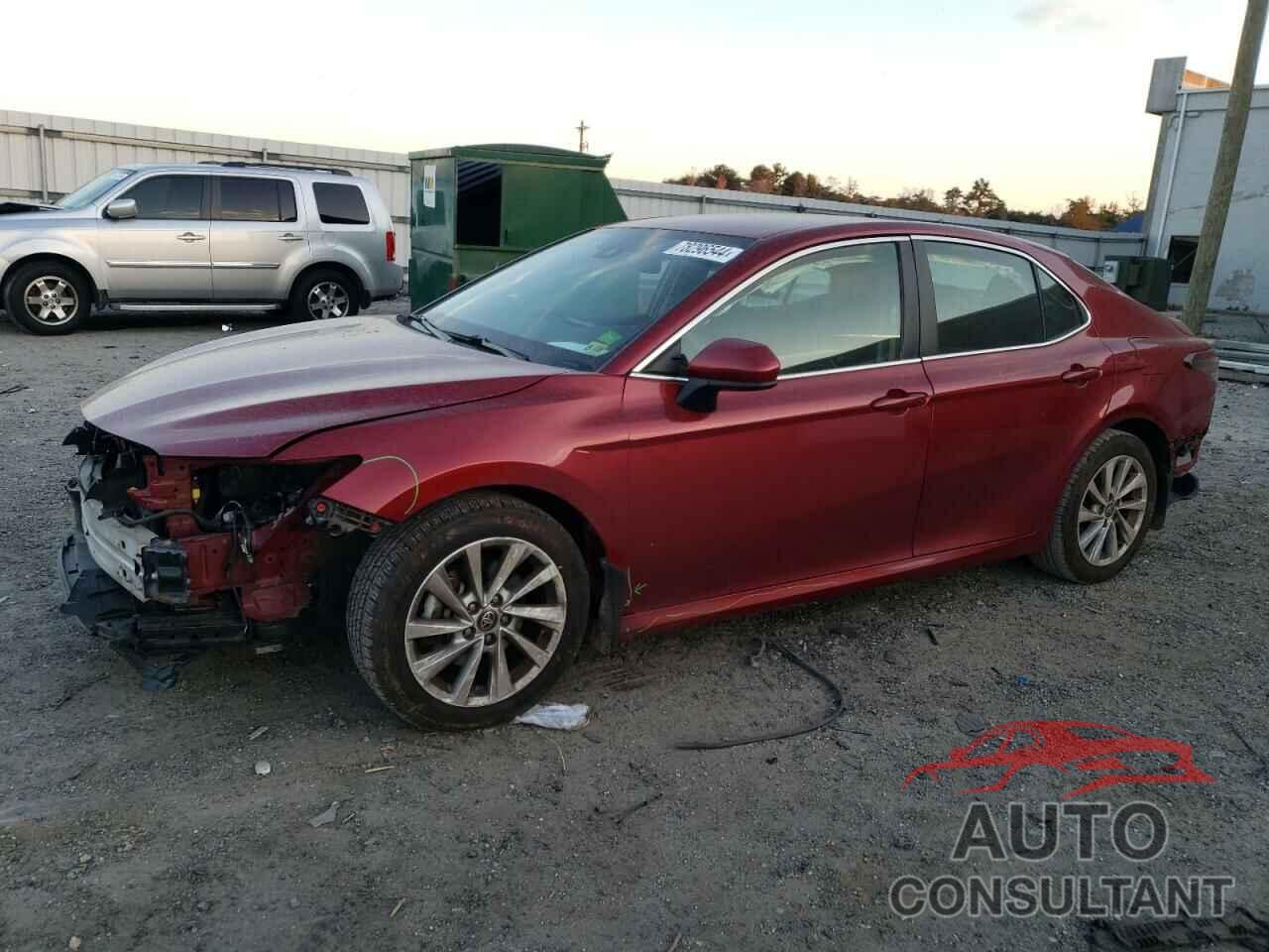 TOYOTA CAMRY 2022 - 4T1C11AK3NU622894