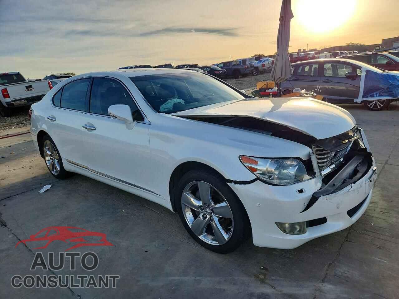 LEXUS LS500 2011 - JTHBL5EF8B5104833