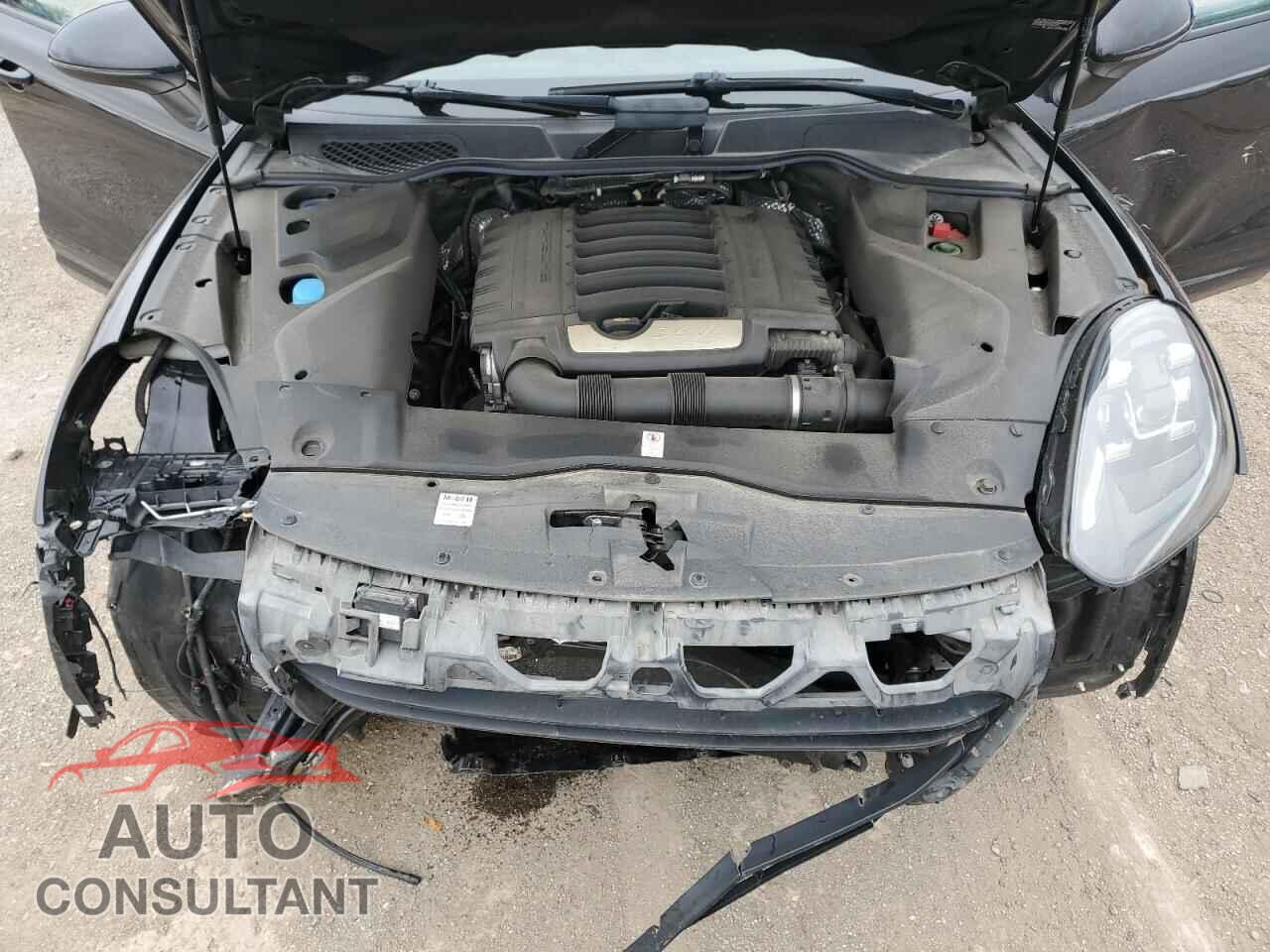 PORSCHE CAYENNE 2017 - WP1AA2A27HKA90954