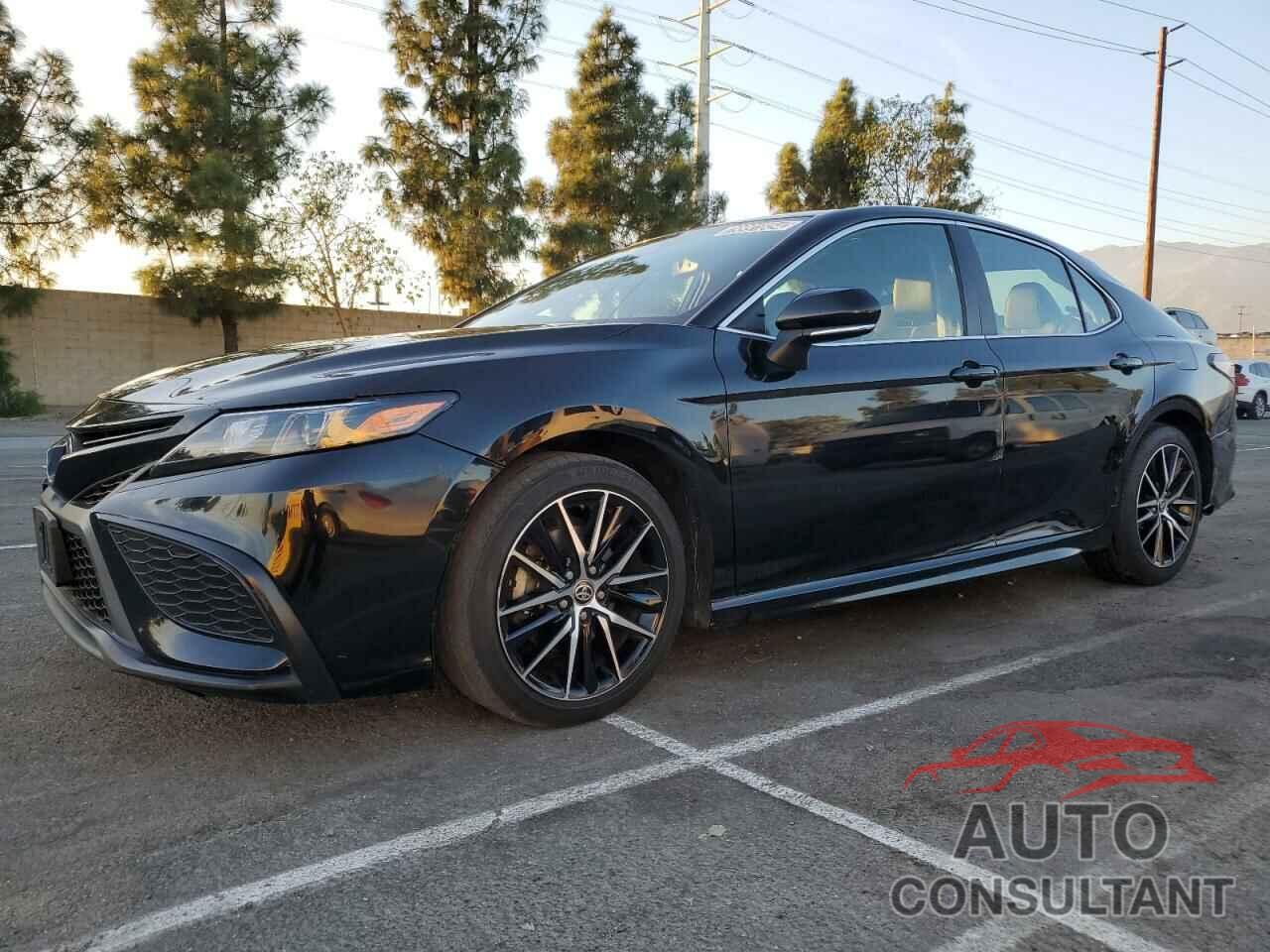 TOYOTA CAMRY 2021 - 4T1T11AK8MU431261