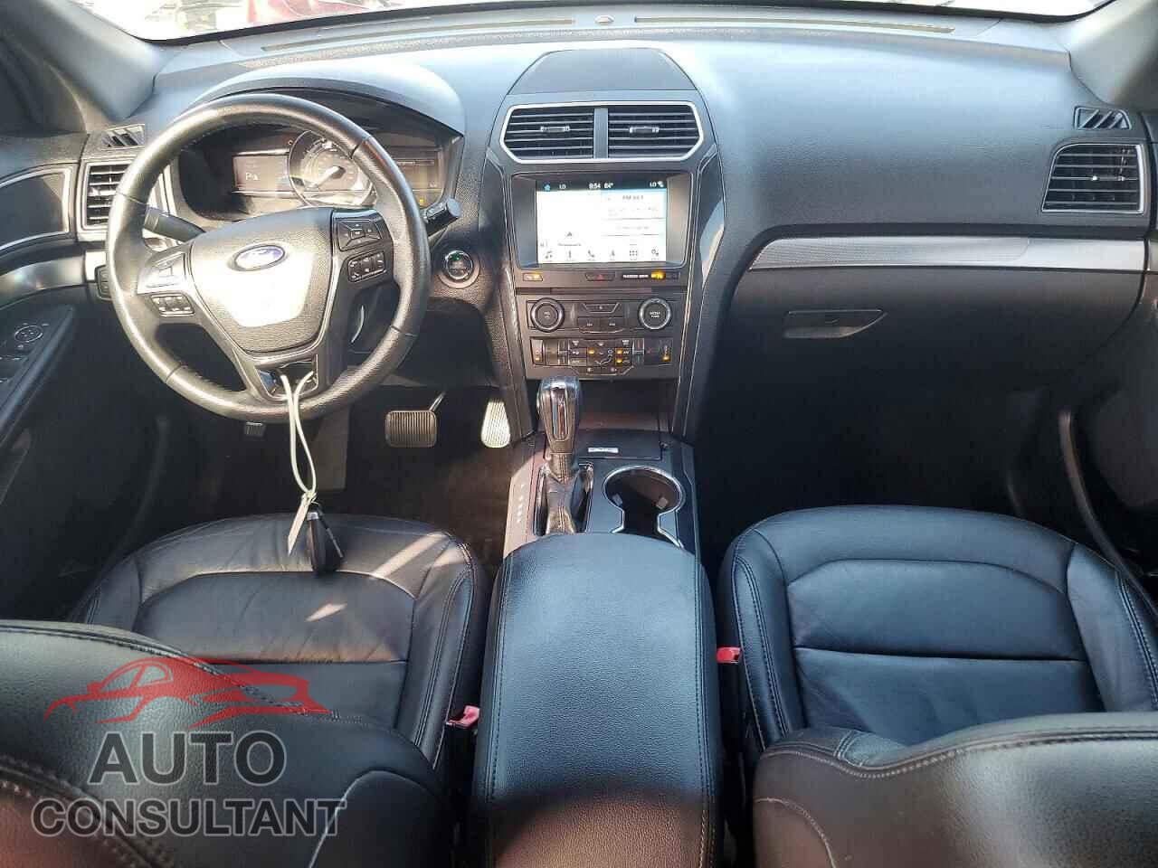 FORD EXPLORER 2018 - 1FM5K8D8XJGB84110