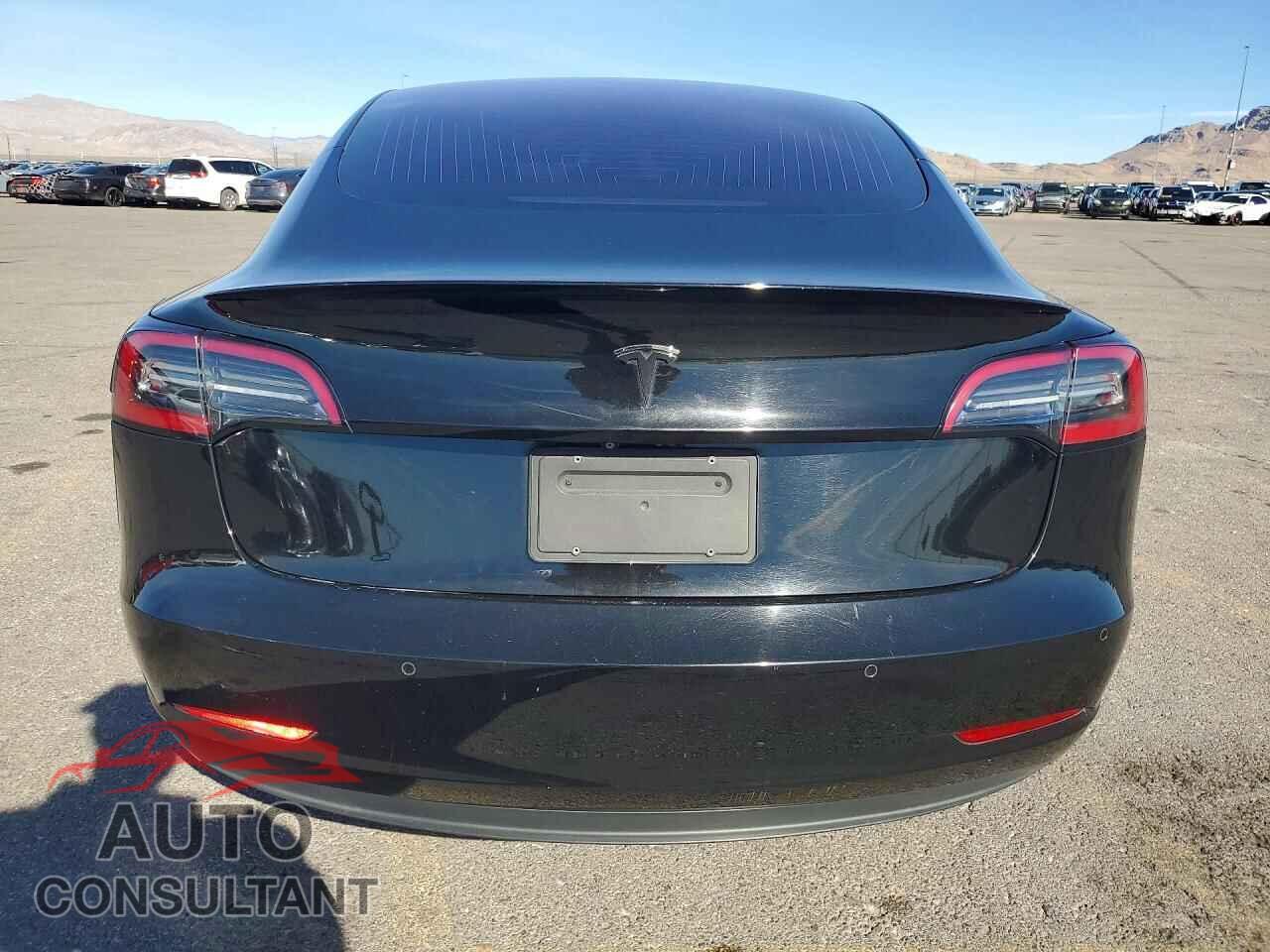TESLA MODEL 3 2018 - 5YJ3E1EA0JF016160