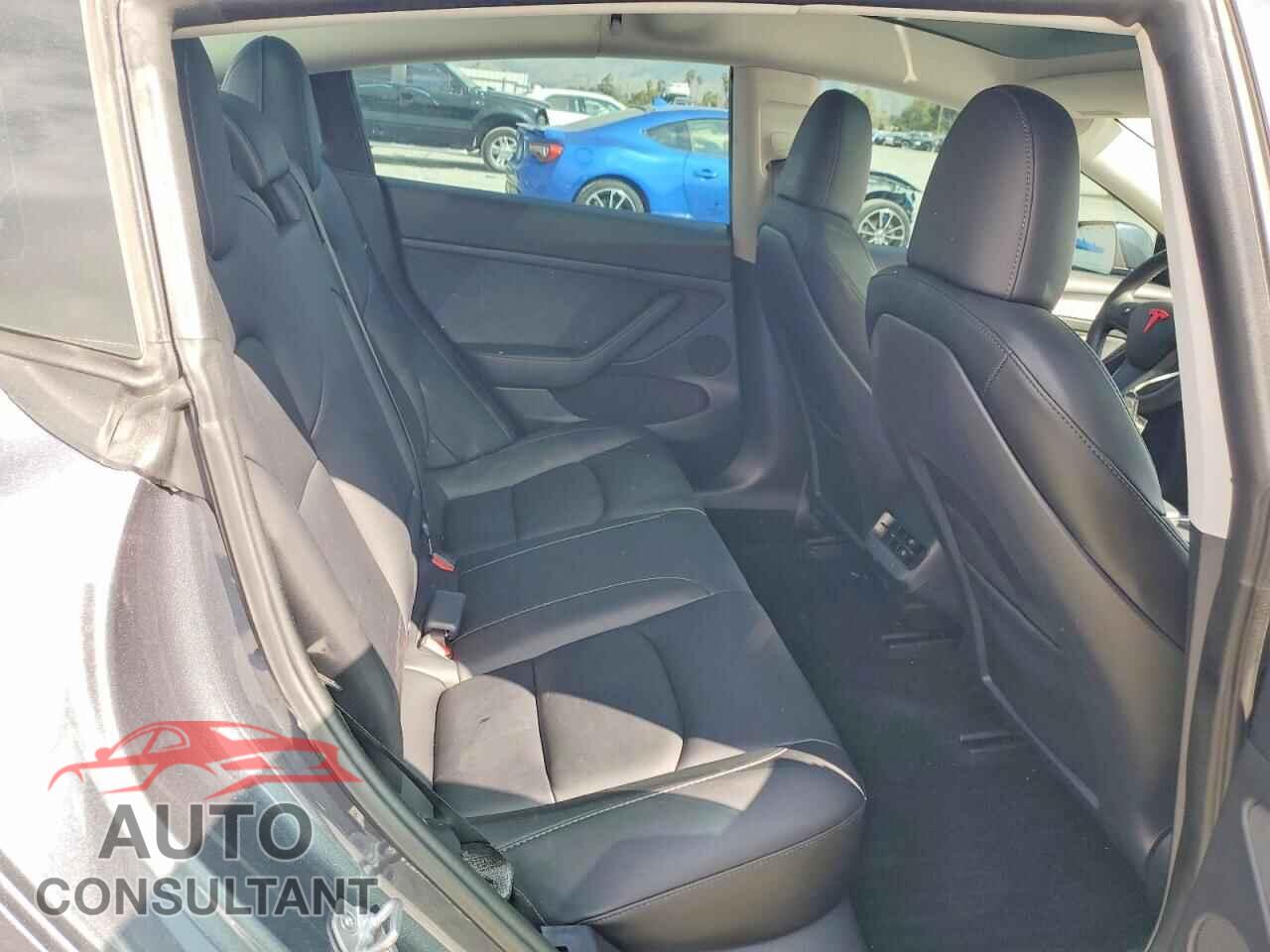 TESLA MODEL 3 2023 - 5YJ3E1EA7PF644810