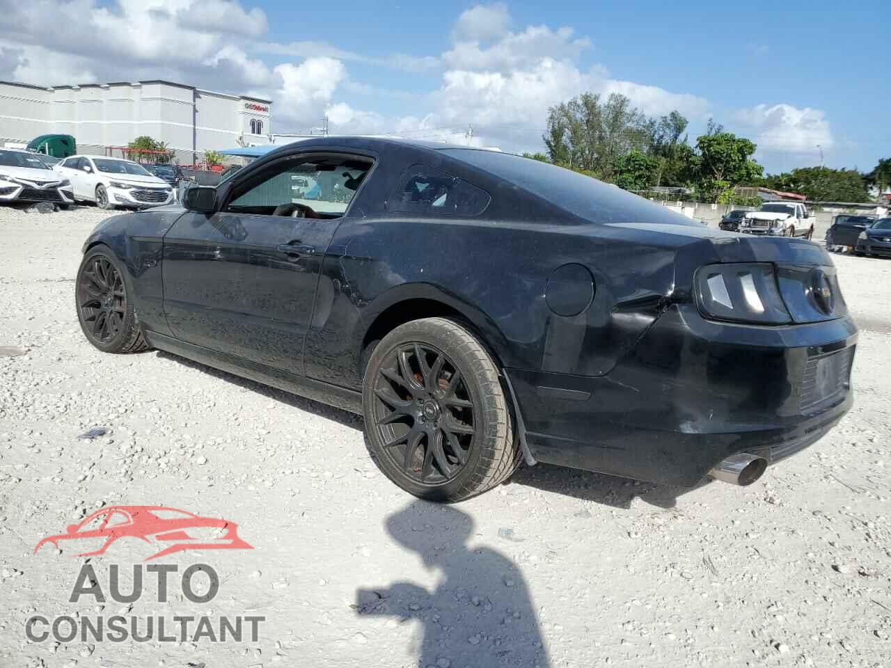 FORD MUSTANG 2013 - 1ZVBP8CF2D5252342
