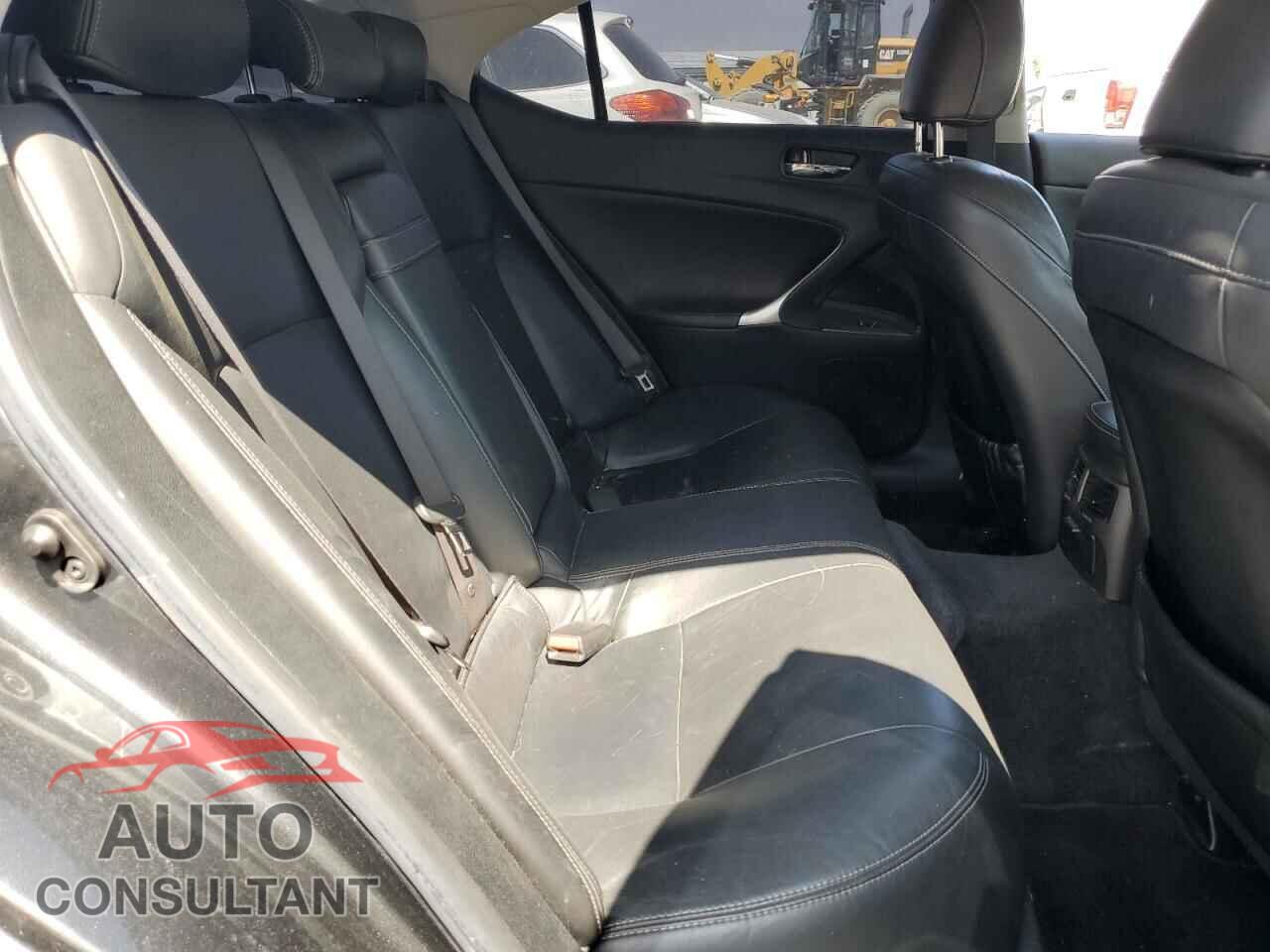LEXUS IS 2009 - JTHCK262395030801