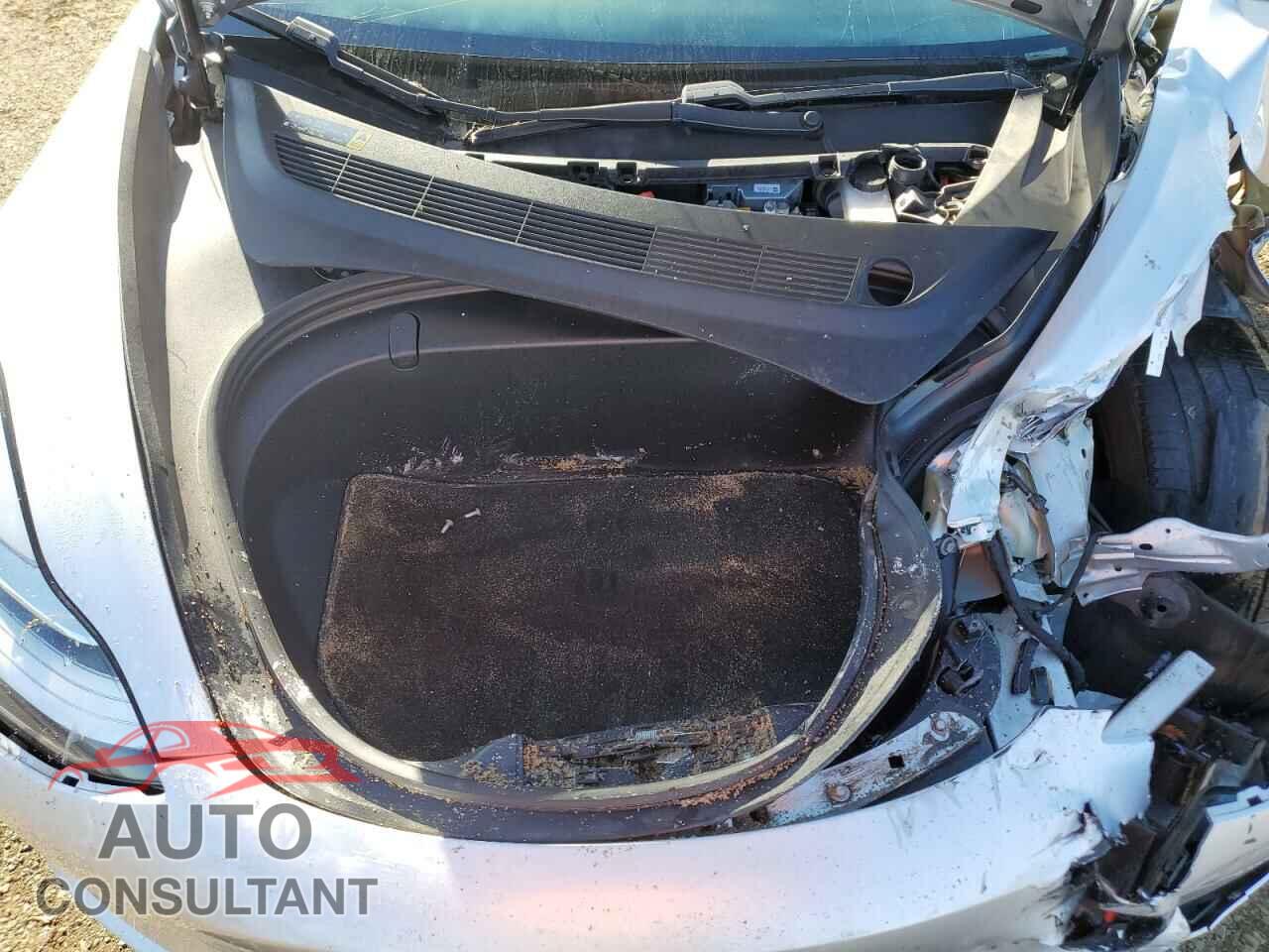 TESLA MODEL 3 2018 - 5YJ3E1EA3JF077292