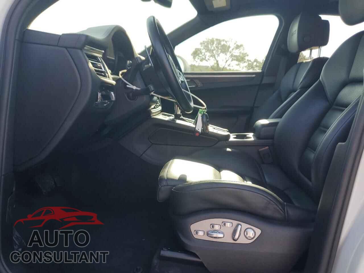 PORSCHE MACAN 2021 - WP1AG2A58MLB51368