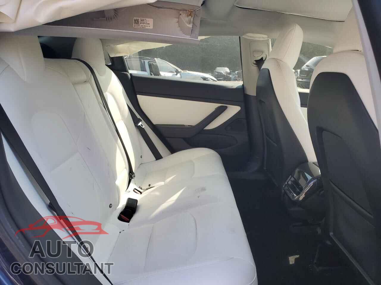 TESLA MODEL 3 2018 - 5YJ3E1EB2JF112140