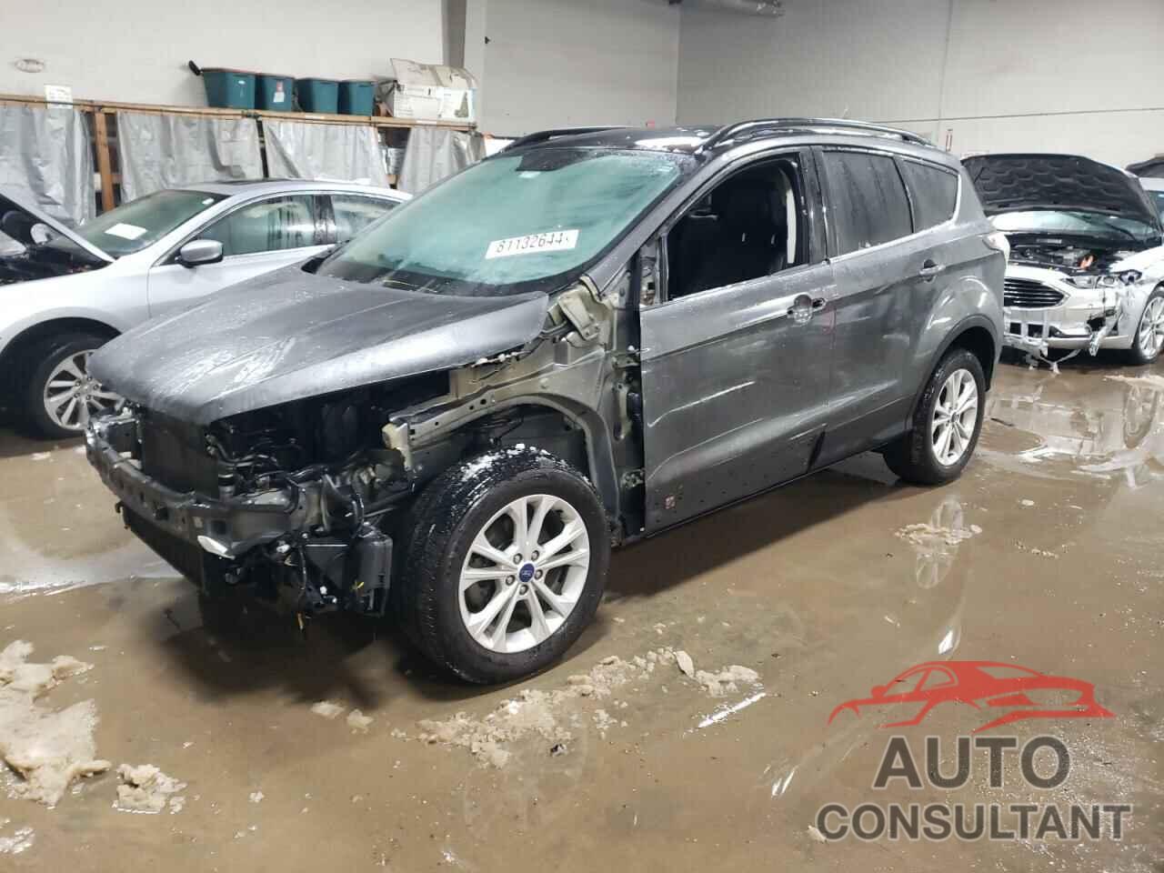 FORD ESCAPE 2017 - 1FMCU0GD5HUB27160
