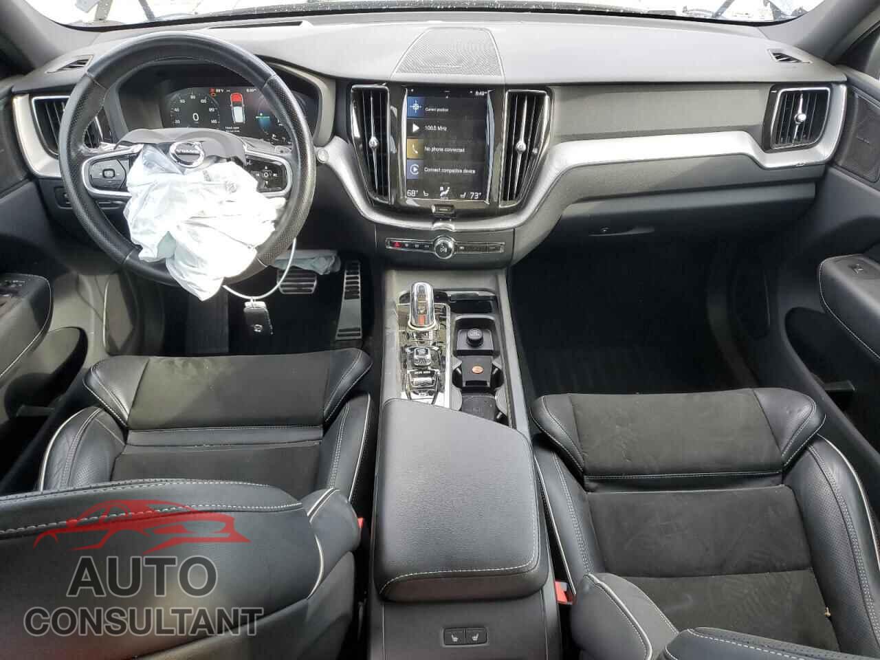 VOLVO XC60 2019 - LYVBR0DM4KB205208