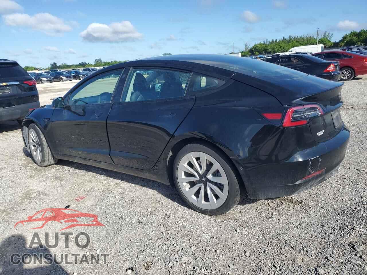 TESLA MODEL 3 2021 - 5YJ3E1EA2MF018092