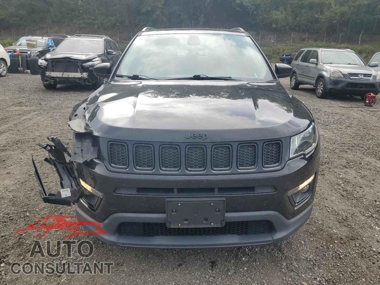 JEEP COMPASS 2018 - 3C4NJDBB1JT480207
