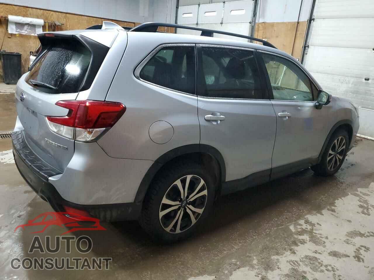 SUBARU FORESTER 2019 - JF2SKAUC2KH580936