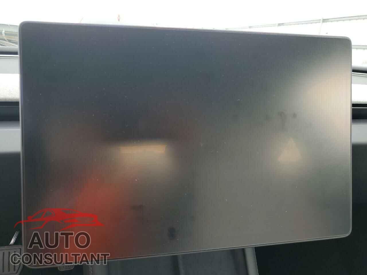 TESLA MODEL 3 2024 - 5YJ3E1EA2RF848384