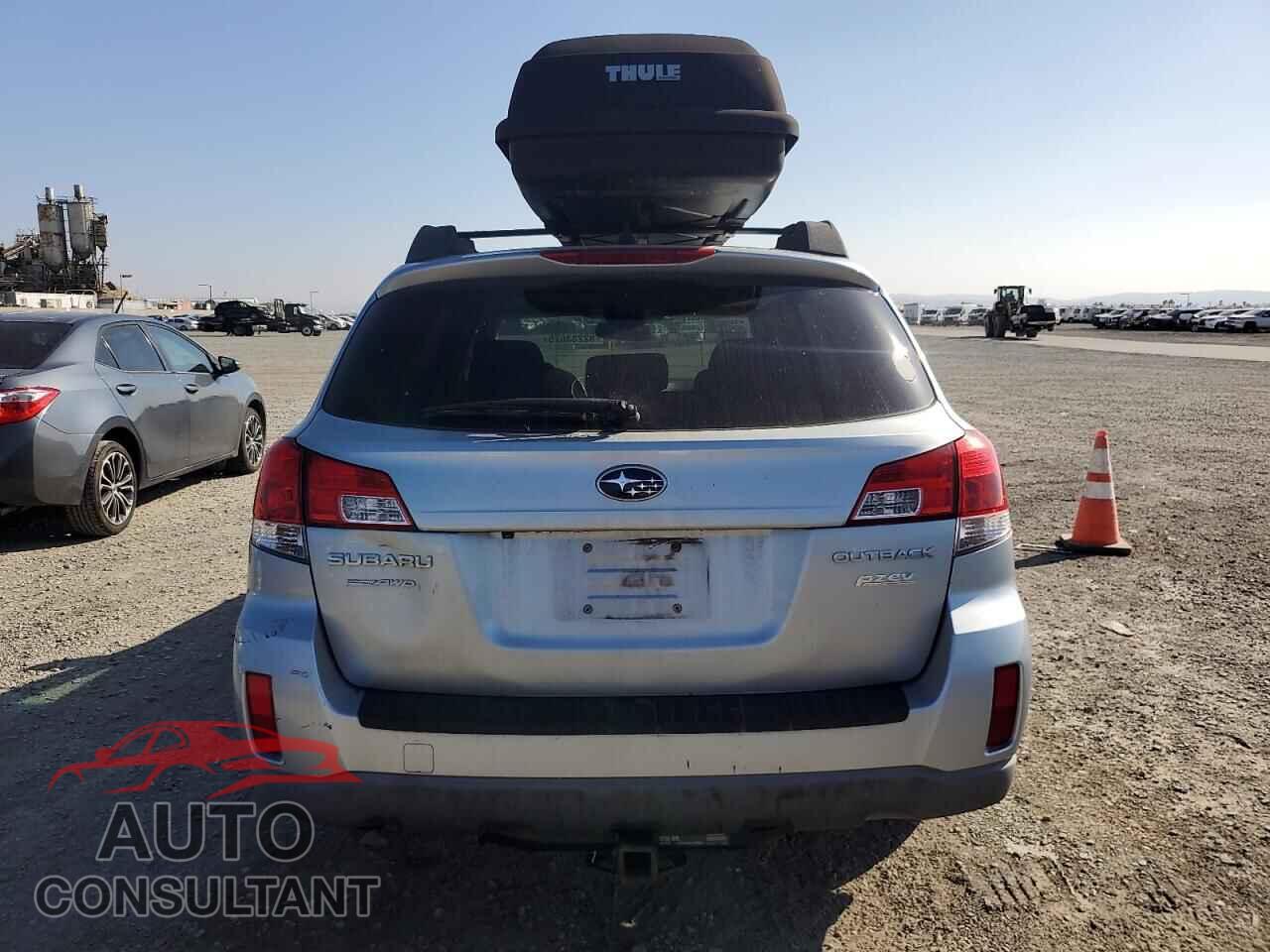 SUBARU OUTBACK 2014 - 4S4BRBDC2E3234012