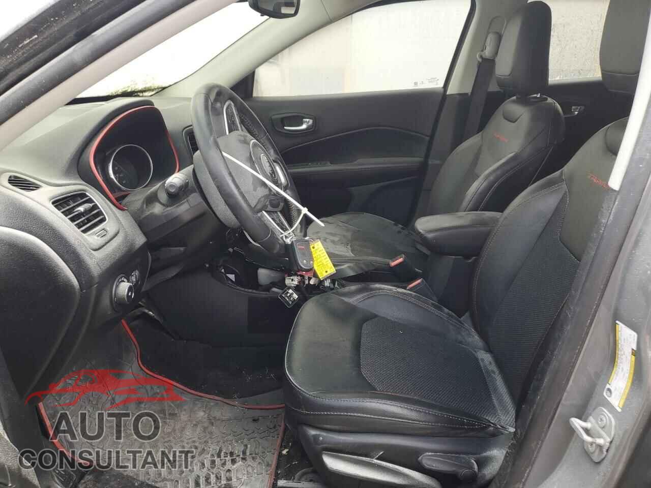 JEEP COMPASS 2020 - 3C4NJDDB9LT145132