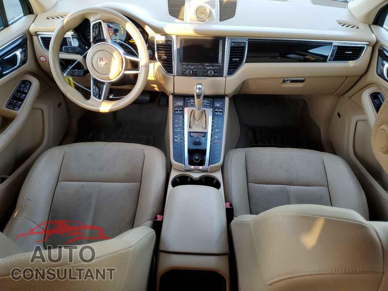 PORSCHE MACAN 2015 - WP1AB2A55FLB52155