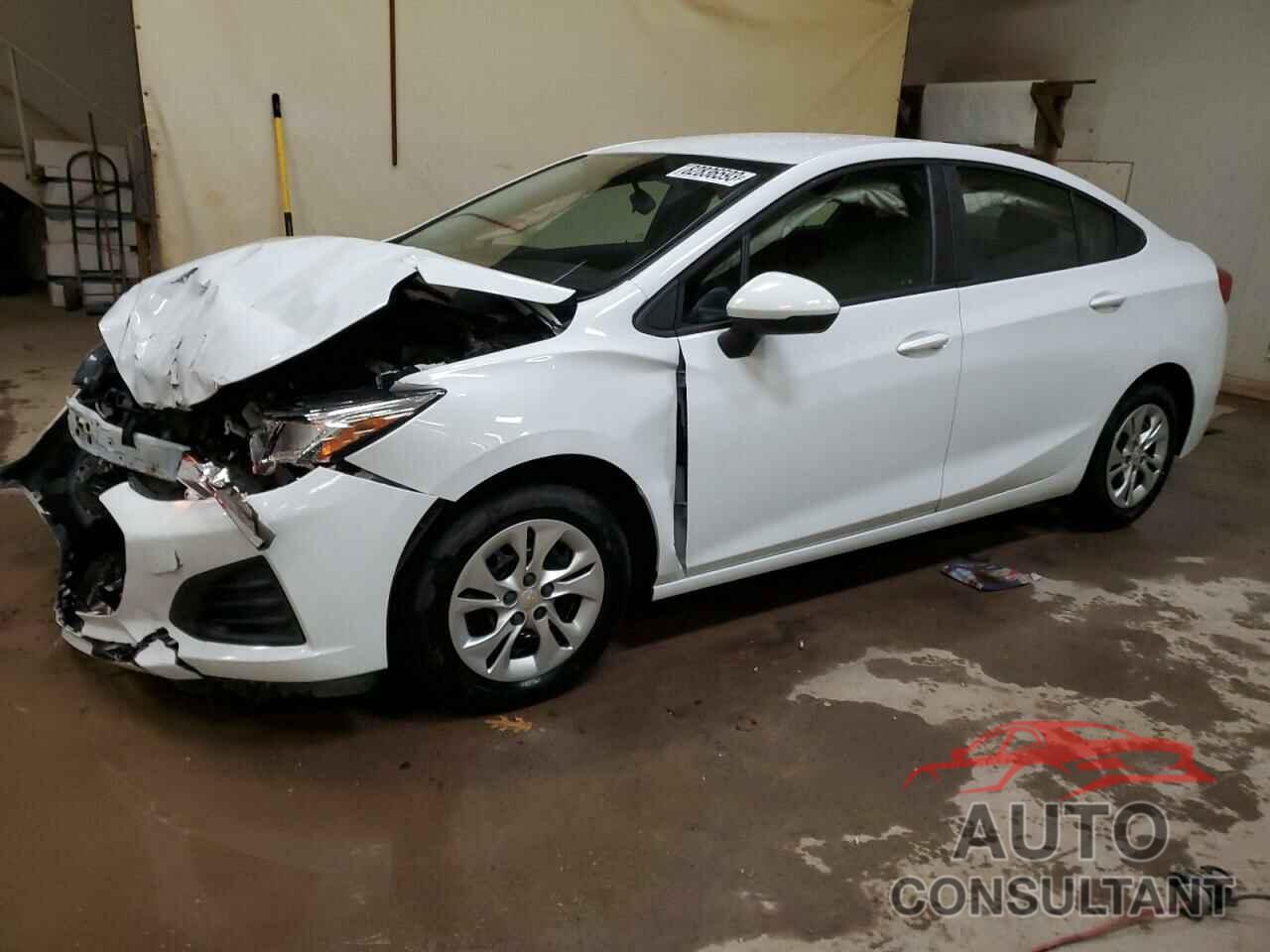 CHEVROLET CRUZE 2019 - 1G1BC5SM1K7147721