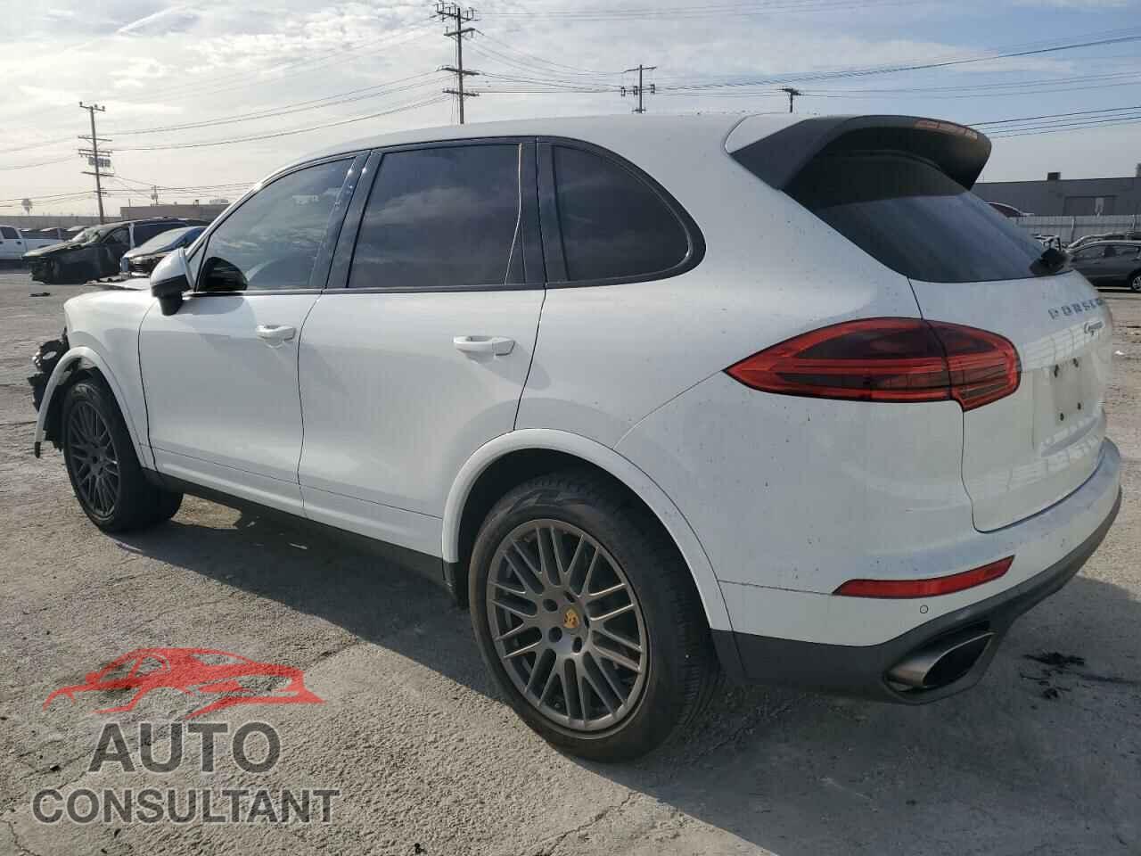PORSCHE CAYENNE 2017 - WP1AA2A26HKA84675