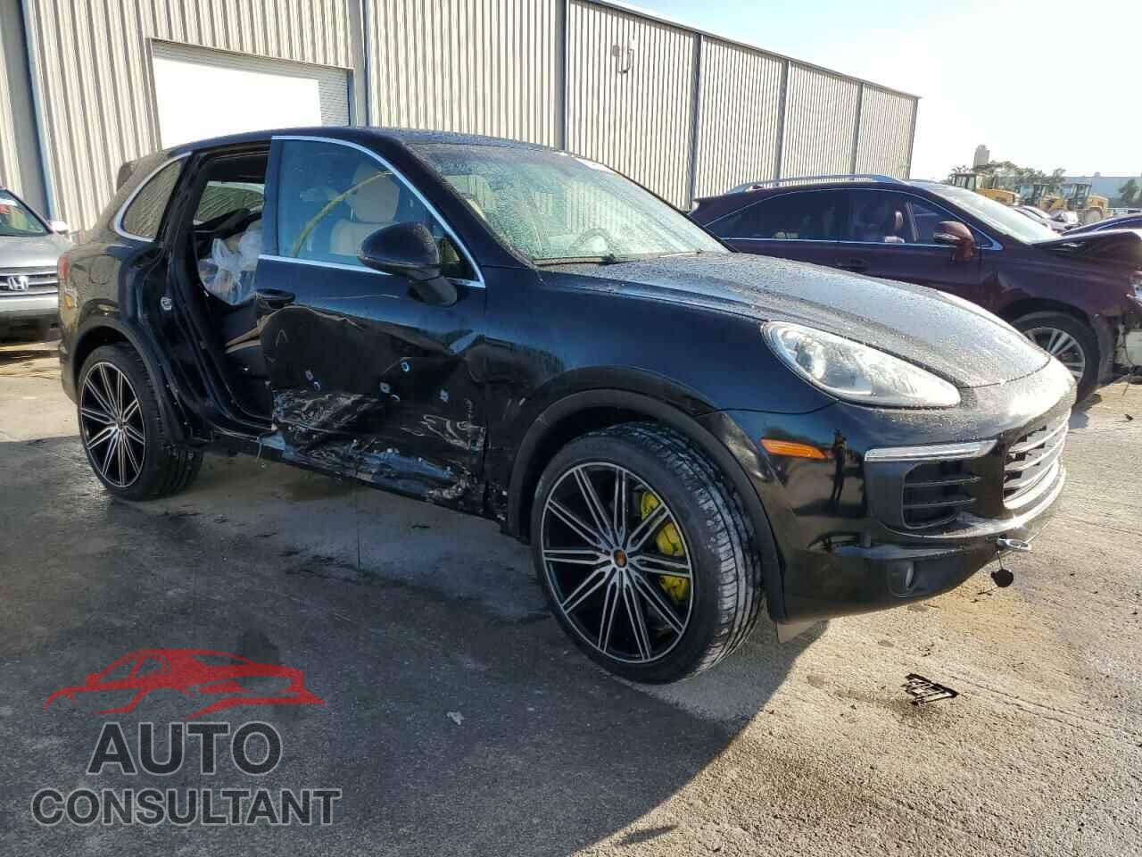 PORSCHE CAYENNE 2016 - WP1AA2A21GKA10966