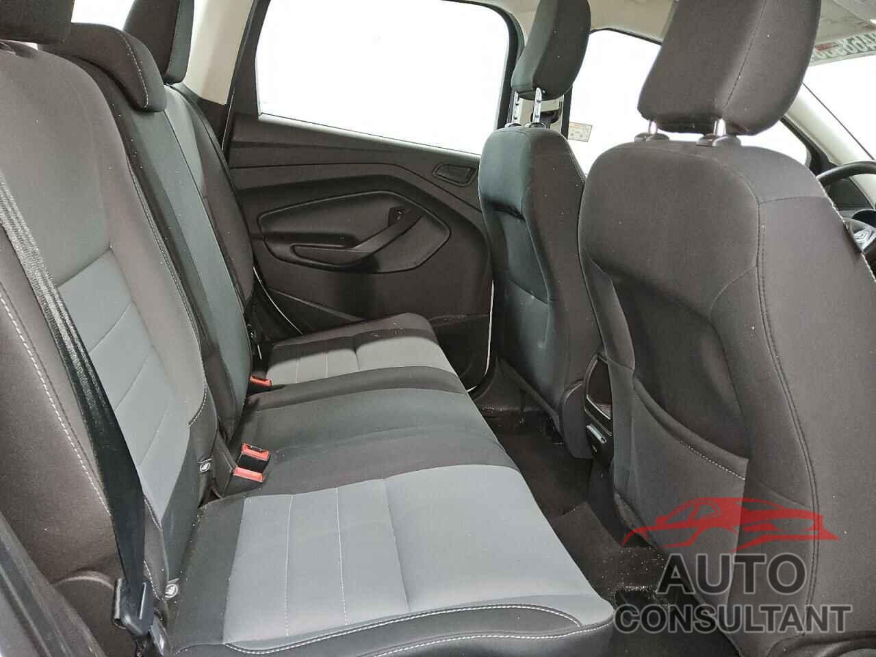 FORD ESCAPE 2019 - 1FMCU0F73KUC35411