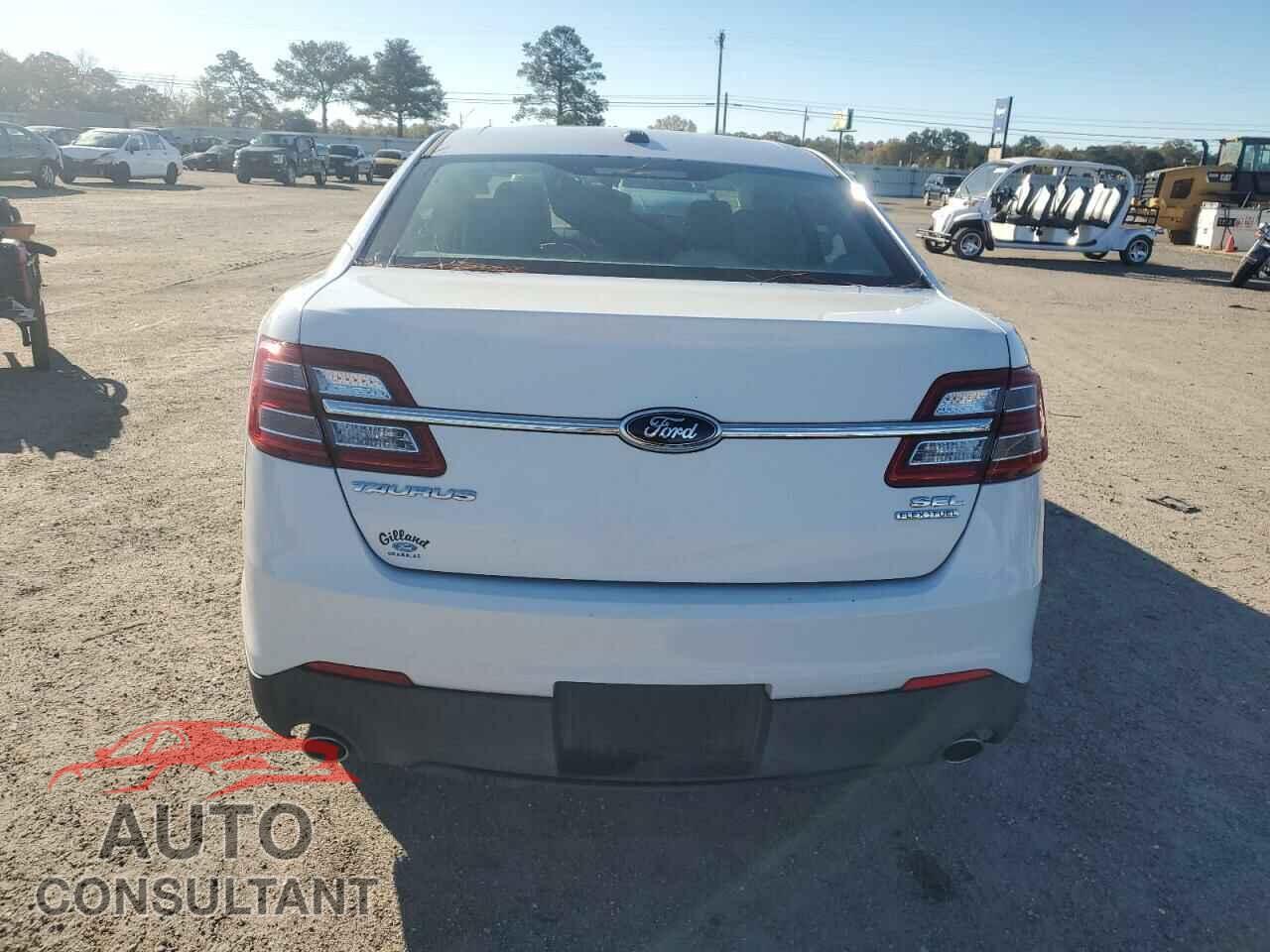 FORD TAURUS 2014 - 1FAHP2E81EG116563