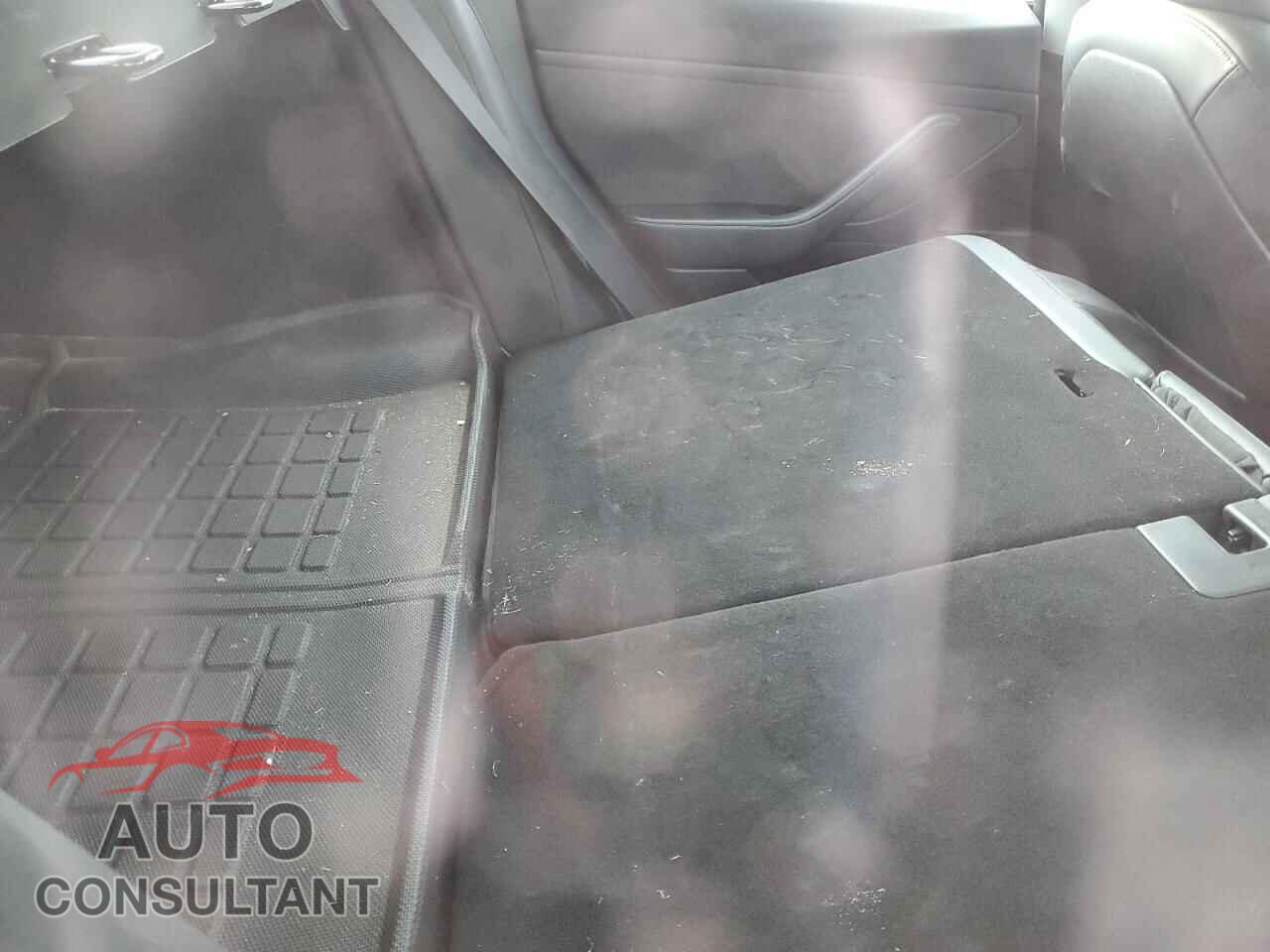 TESLA MODEL 3 2020 - 5YJ3E1EA5LF611458