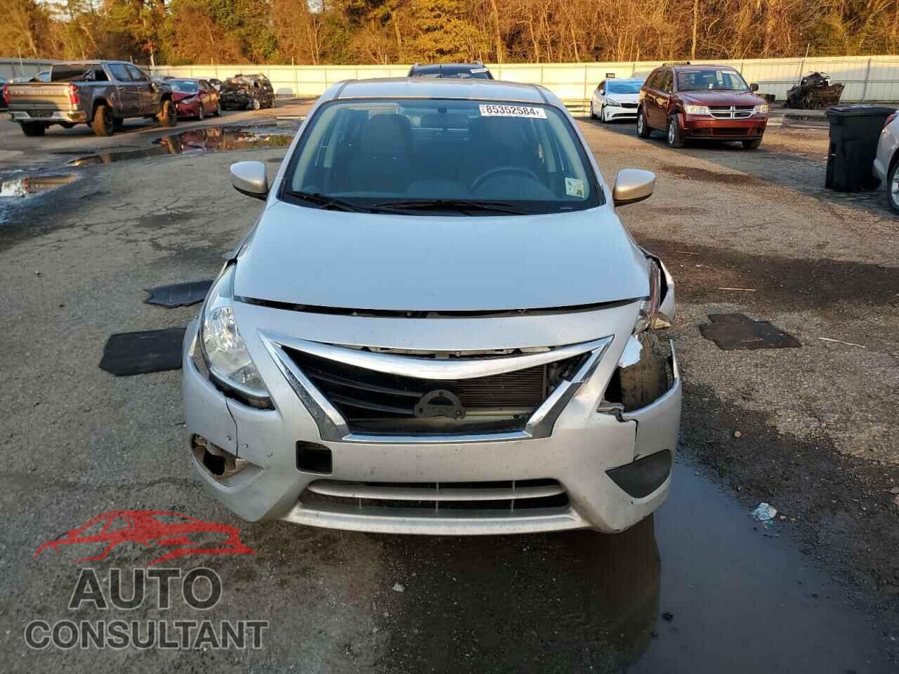 NISSAN VERSA 2019 - 3N1CN7AP3KL822206