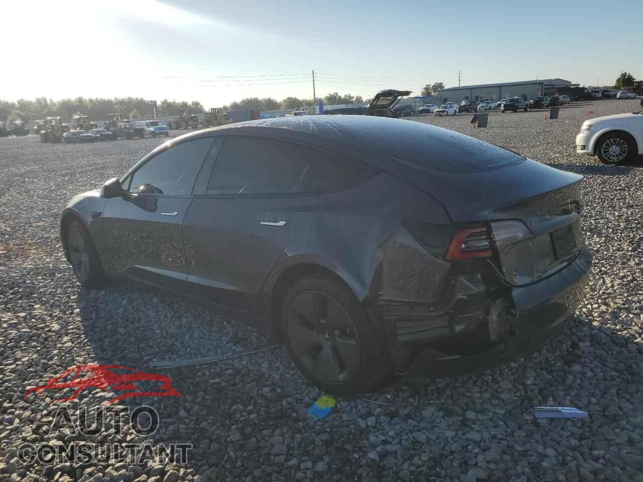 TESLA MODEL 3 2023 - 5YJ3E1EA2PF408579