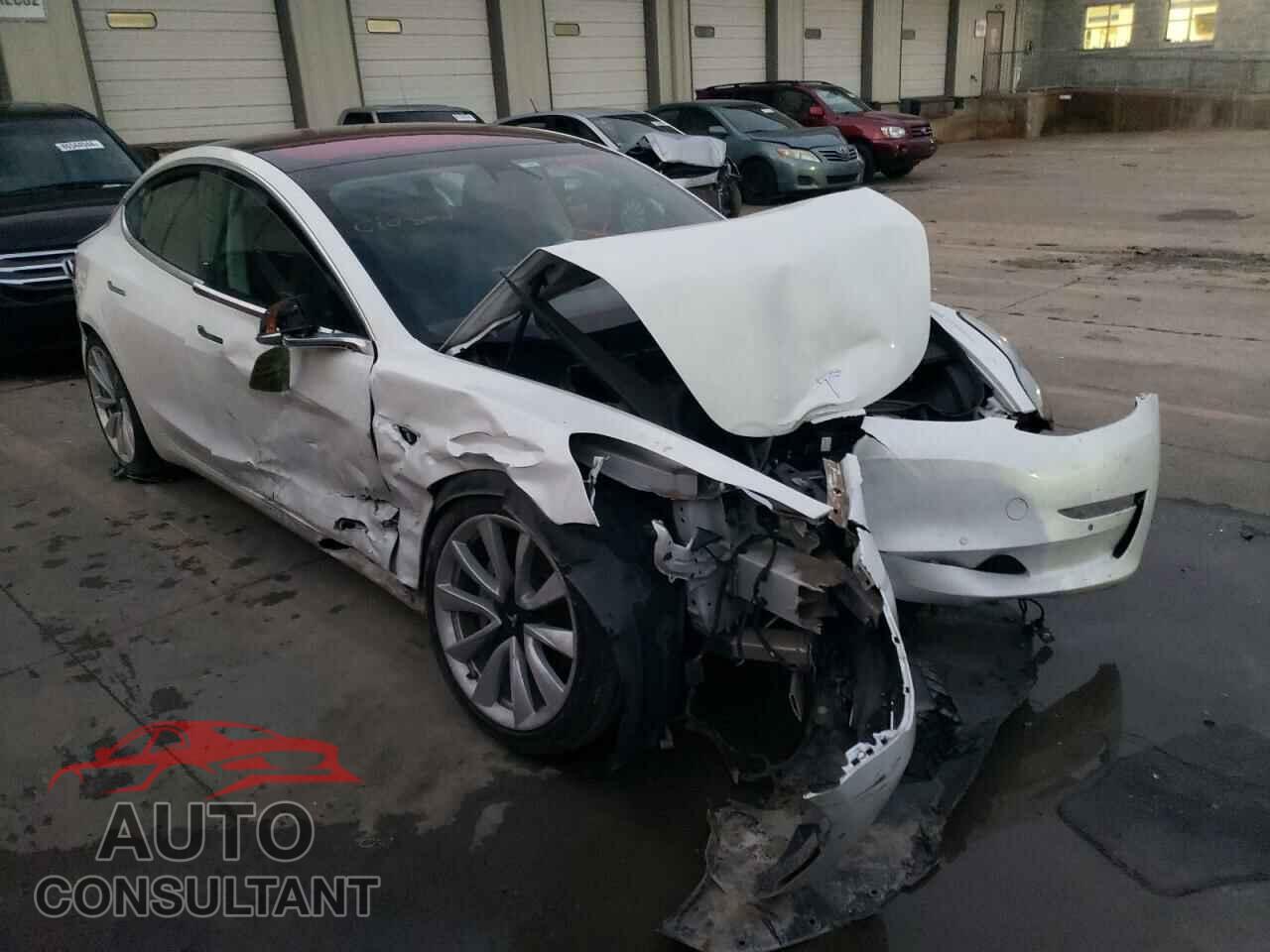 TESLA MODEL 3 2018 - 5YJ3E1EA5JF008202