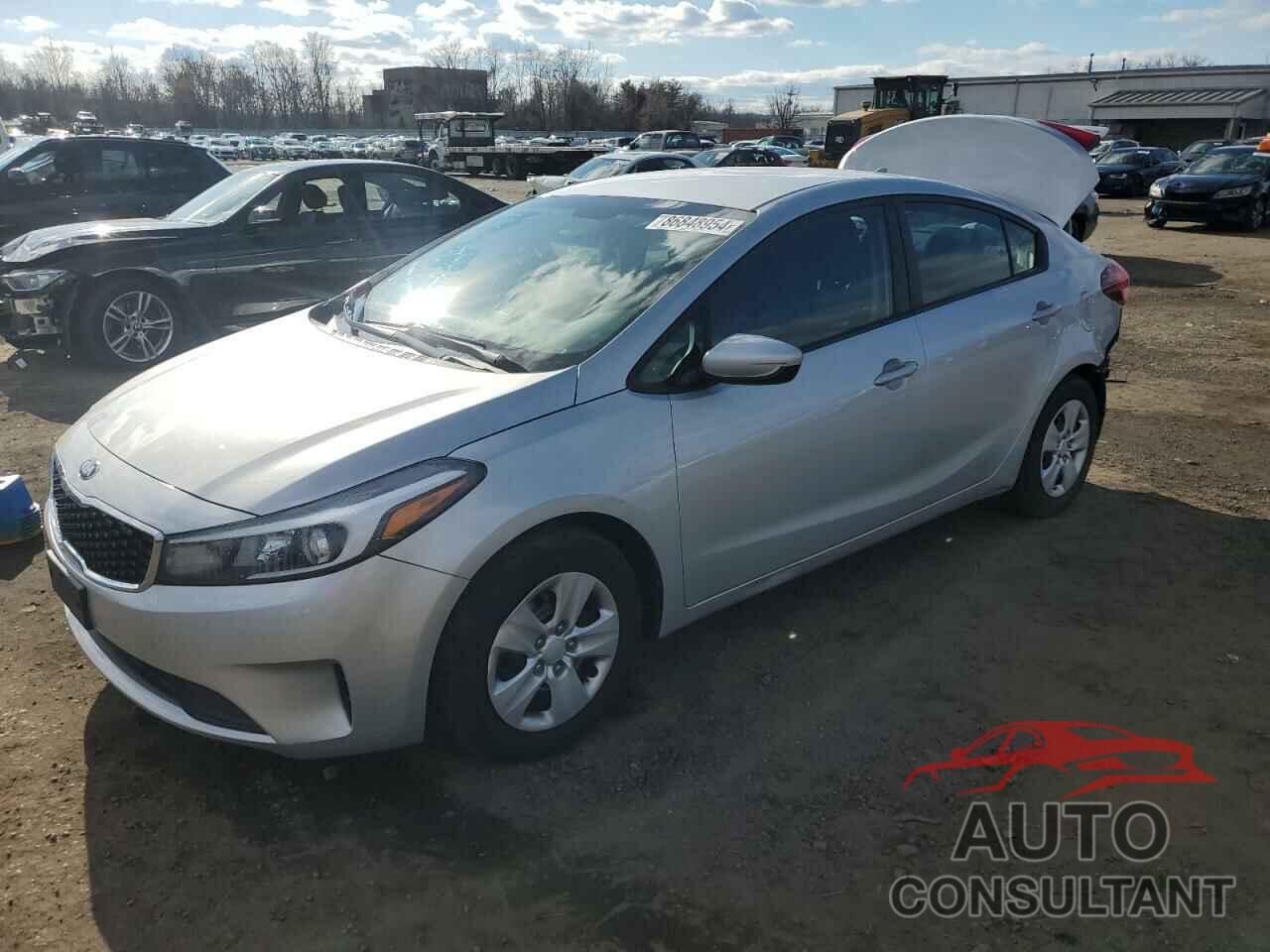 KIA FORTE 2018 - 3KPFK4A76JE222901