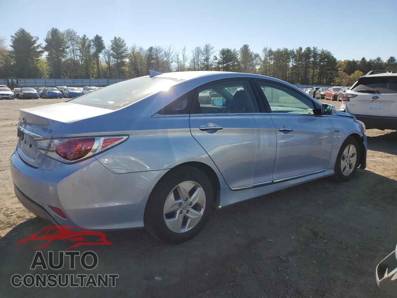 HYUNDAI SONATA 2012 - KMHEC4A41CA058537