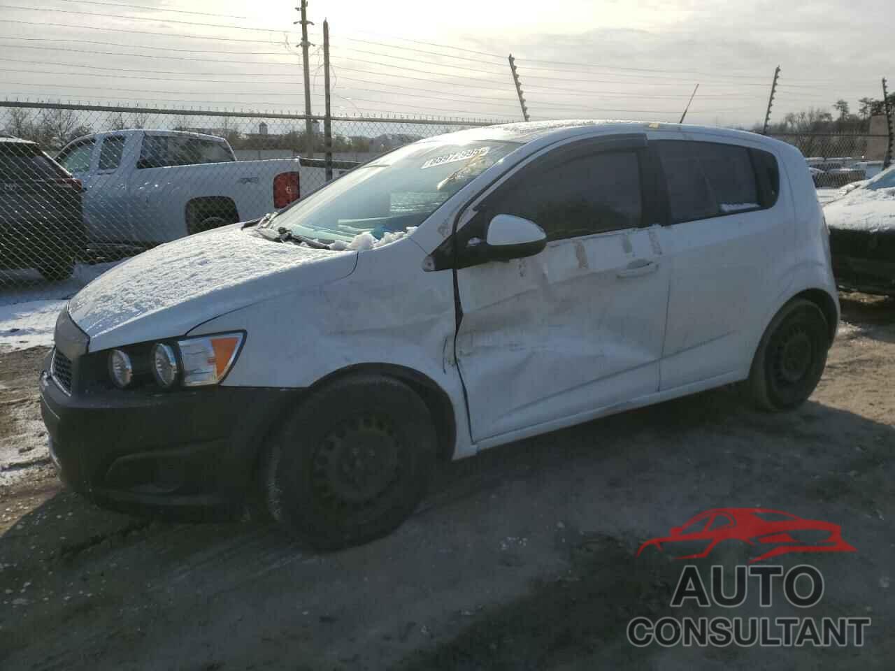 CHEVROLET SONIC 2013 - 1G1JA6SH5D4130516