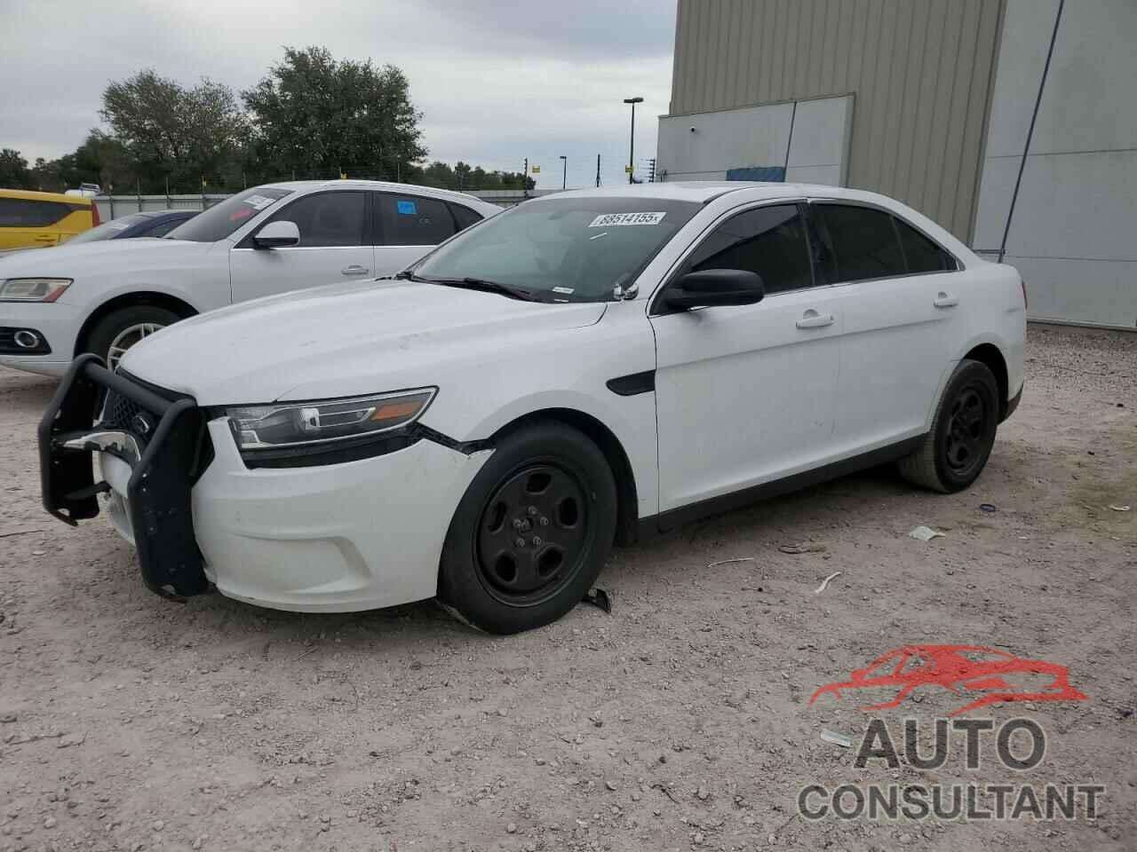 FORD TAURUS 2019 - 1FAHP2L89KG117586