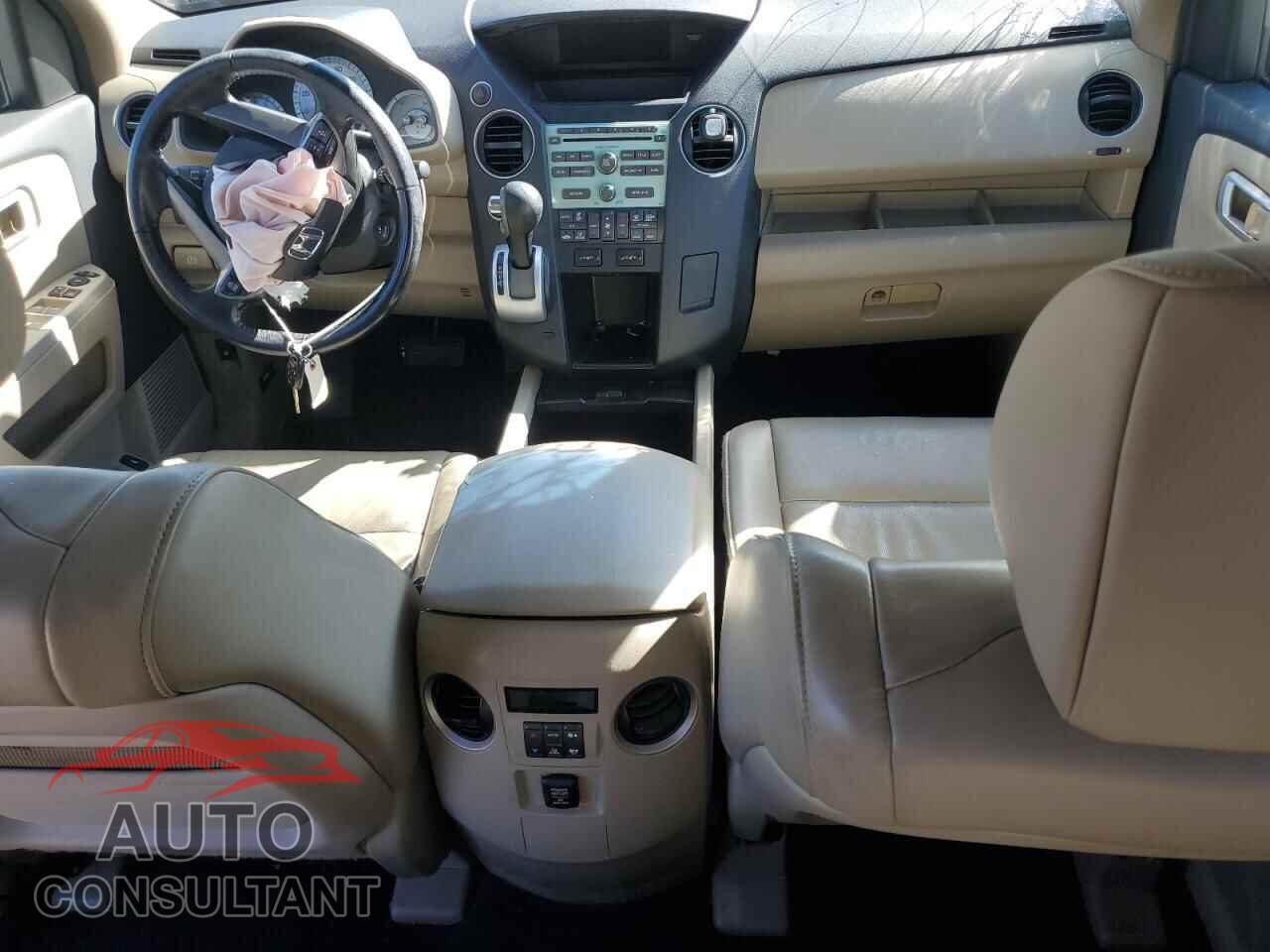 HONDA PILOT 2011 - 5FNYF4H57BB087828