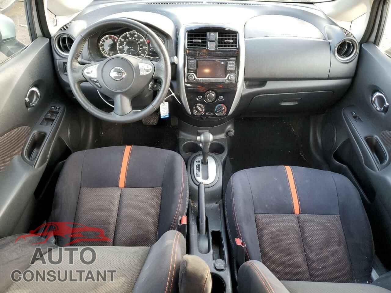 NISSAN VERSA 2017 - 3N1CE2CP0HL379683