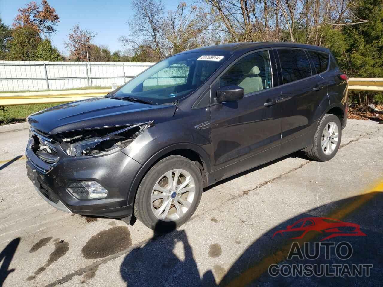 FORD ESCAPE 2017 - 1FMCU0GD5HUC65992