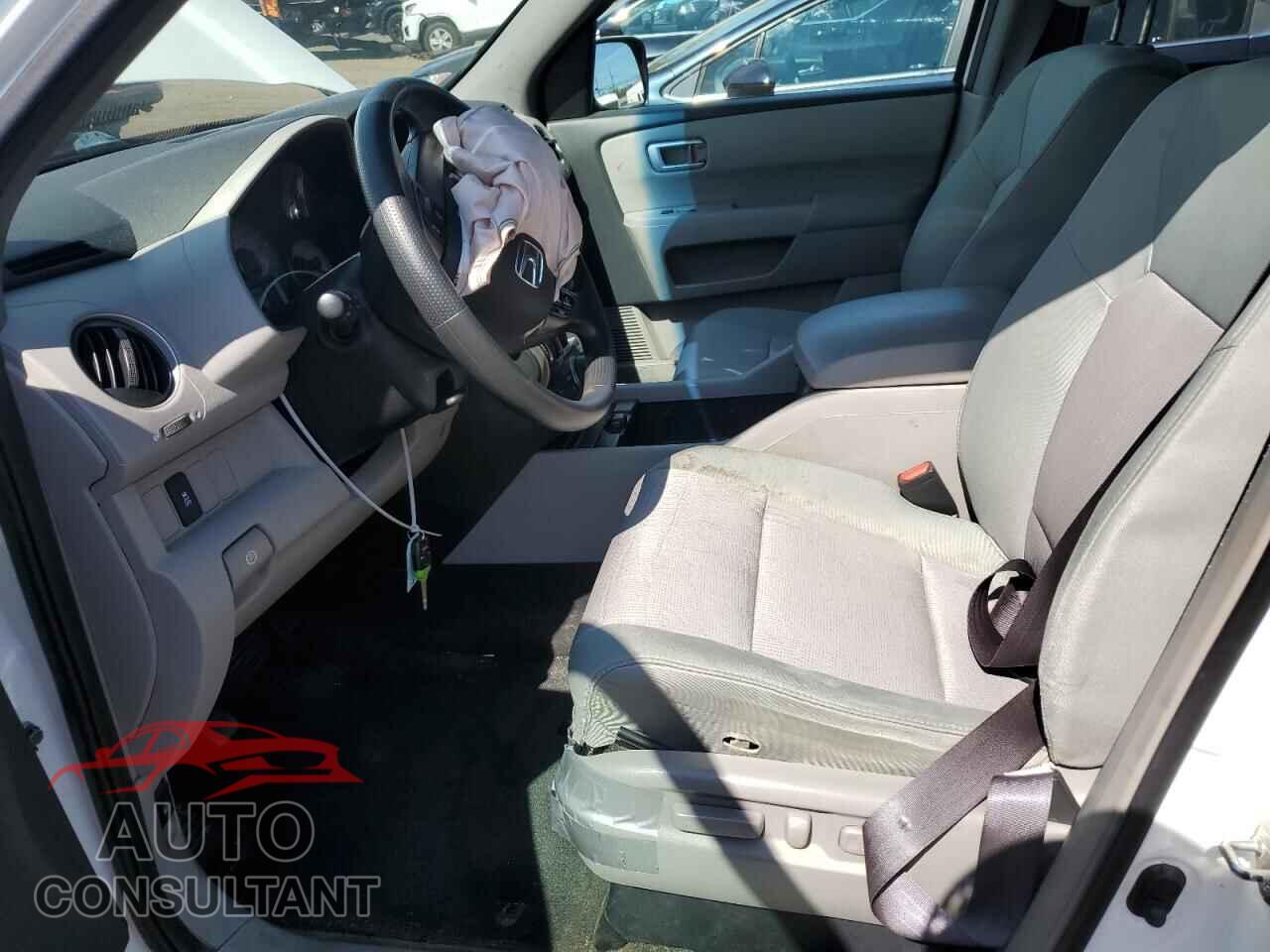 HONDA PILOT 2015 - 5FNYF4H37FB006363