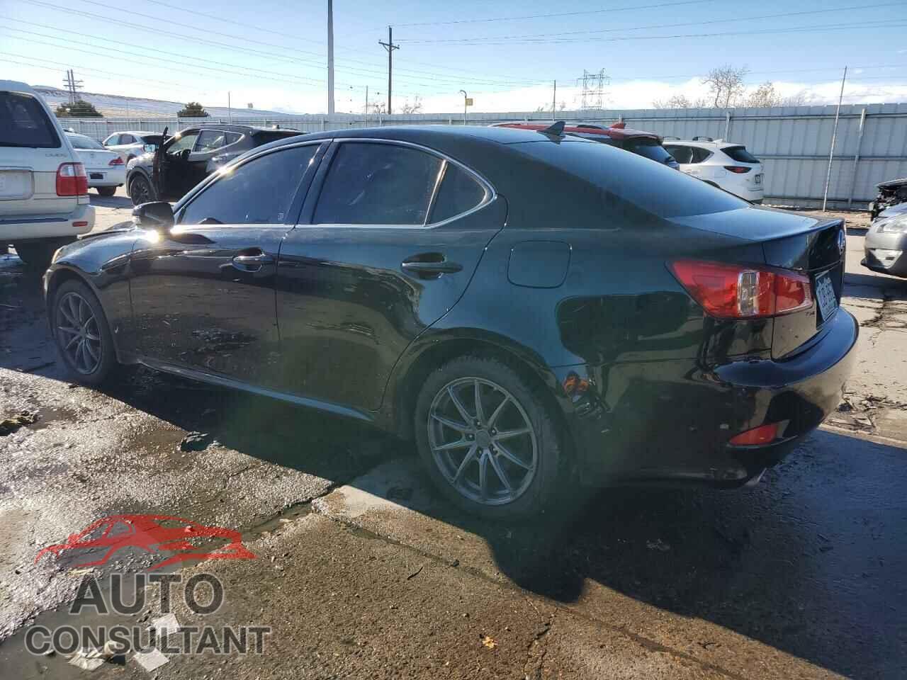 LEXUS IS 2012 - JTHCF5C24C5057863