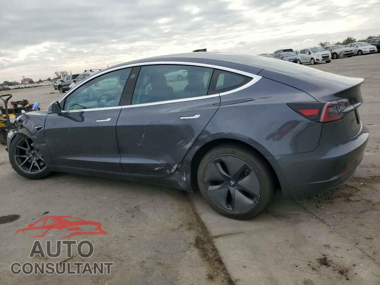 TESLA MODEL 3 2019 - 5YJ3E1EB4KF441911