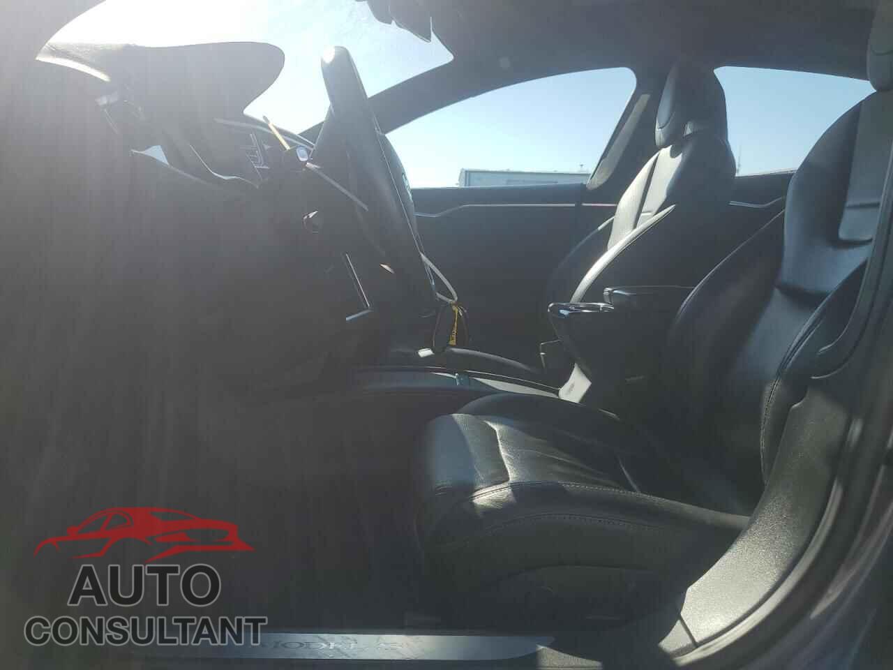 TESLA MODEL S 2017 - 5YJSA1E2XHF187640