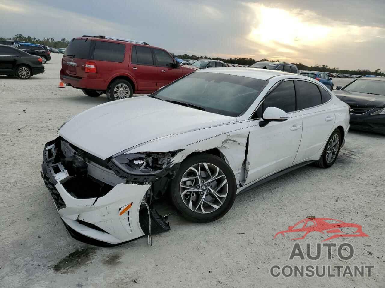 HYUNDAI SONATA 2022 - KMHL64JA4NA239574